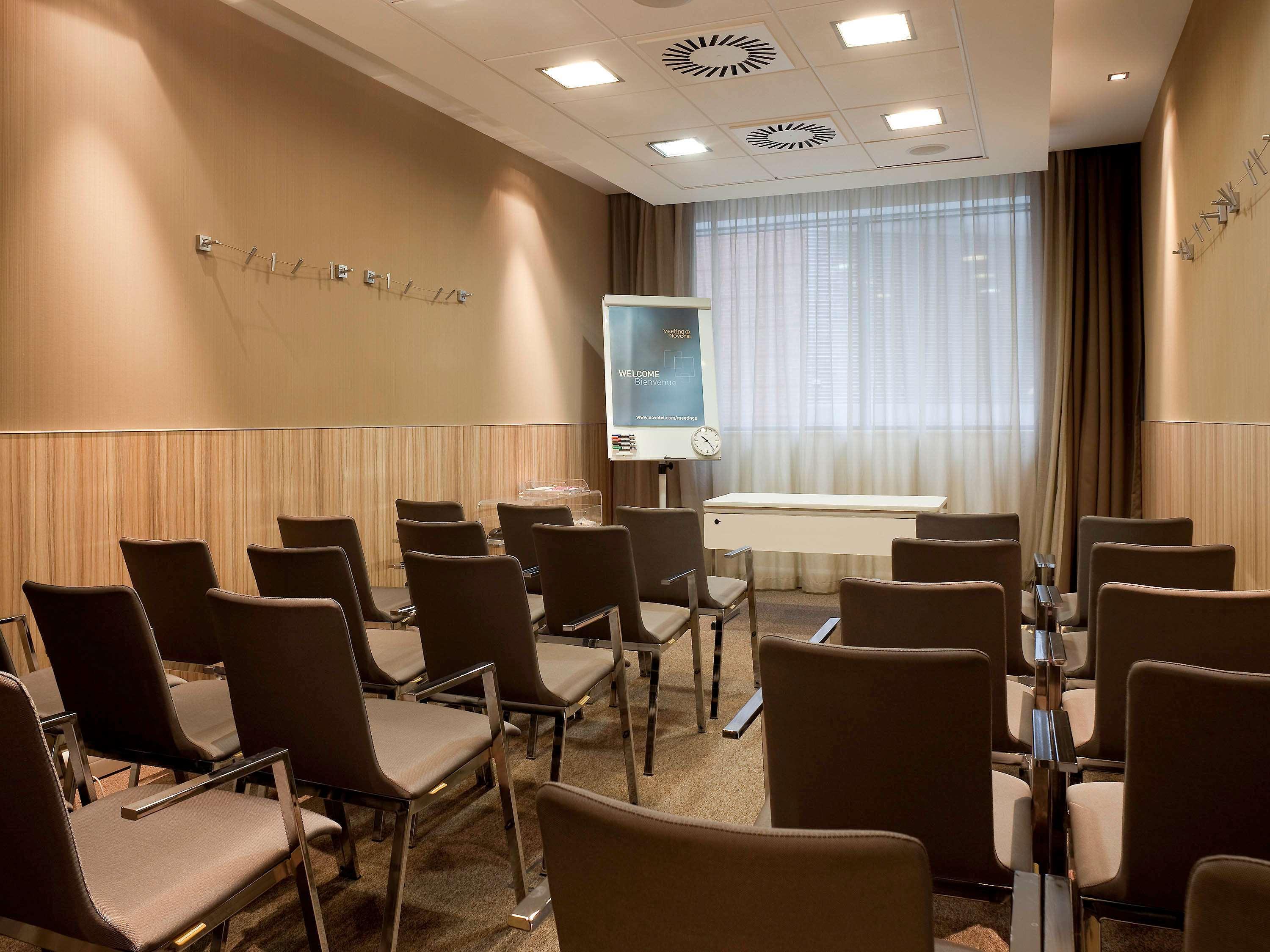 Novotel Liverpool Centre Bagian luar foto